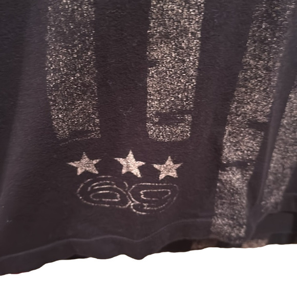 Archaic Women’s Black long sleeved T-shirt Flag graphic Size XL - Picture 2 of 5